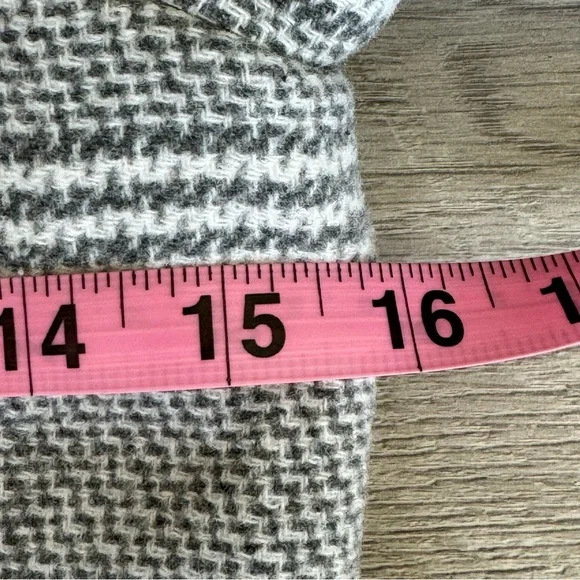 Abercrombie & Fitch Wool Blend The Dad Coat Houndstooth Gray Plaid Size XSP - Picture 13 of 16